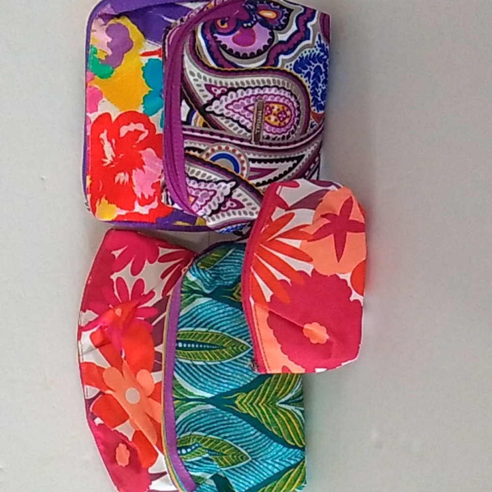 4 Travel Cosmetic Bags, Trina, Estee Lauder, Clinique bundle